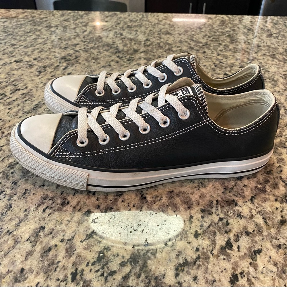 Converse Chuck Taylor All Star Leather Ox Sneakers Mens 7.5 Womens 9.5 Black